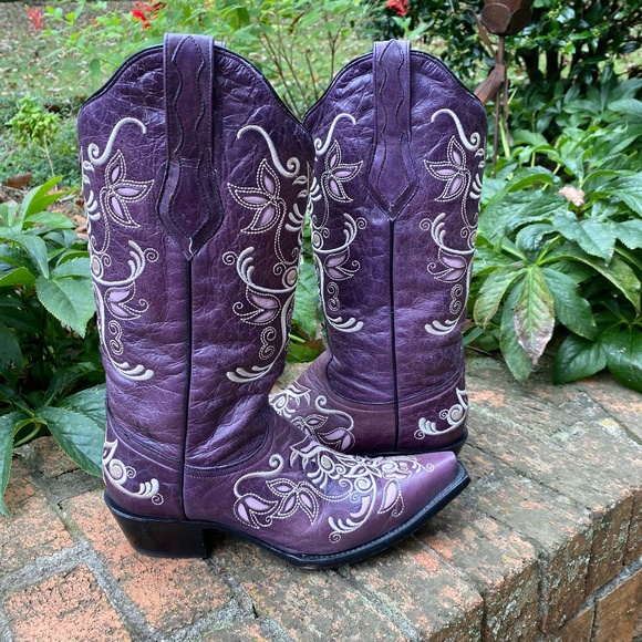 Western Star Shoes - Black Star Costilla Western Boots